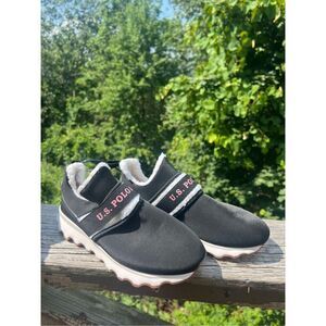 Us Polo Assn Womans Slip on Faux Fur Lined Shoes Sz 6.5